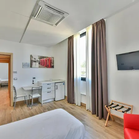 Guest House Residence Cesano Milano Fiera-3